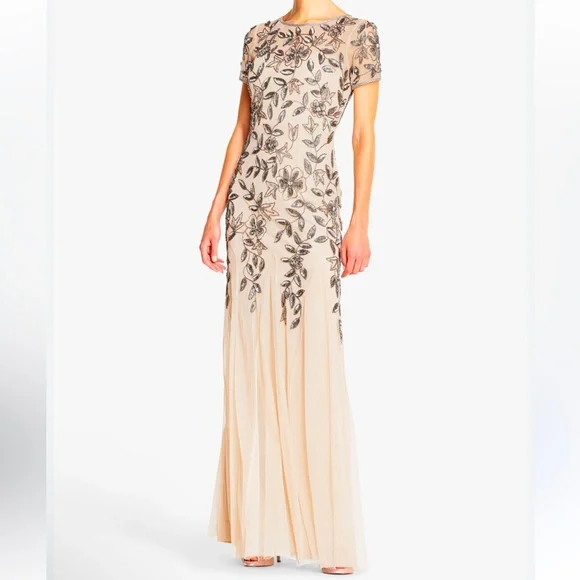 Adrianna Papell
Floral-Beaded Gown - Picture 10 of 15